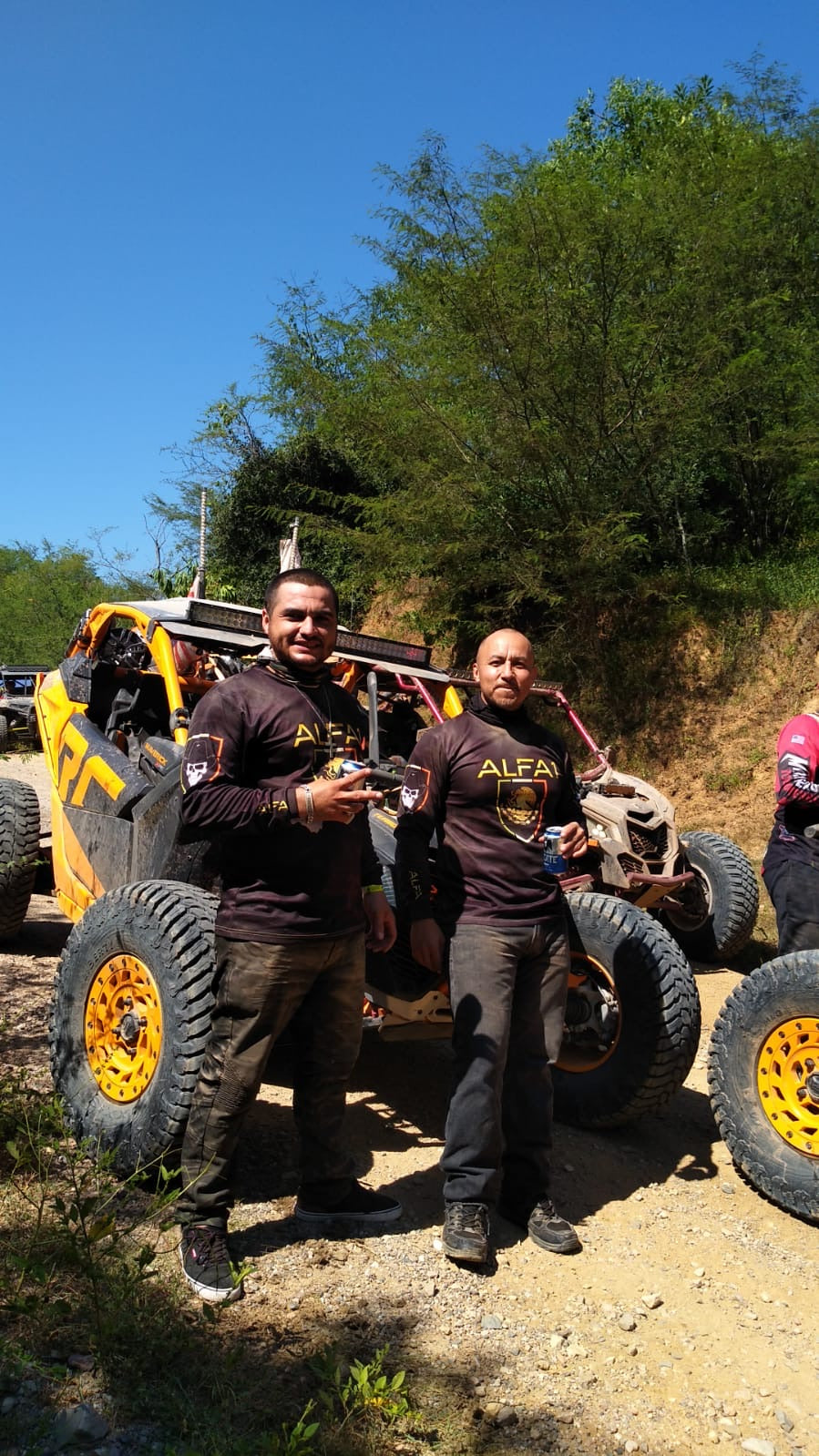 Escudo Dorado Black Off-road Jersey