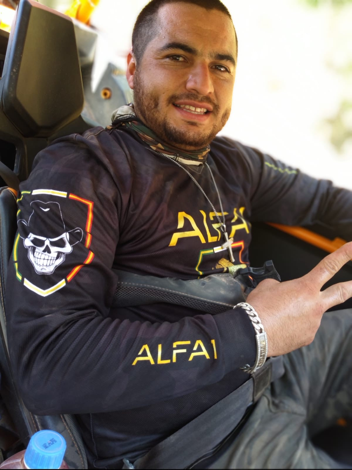 Escudo Dorado Black Off-road Jersey